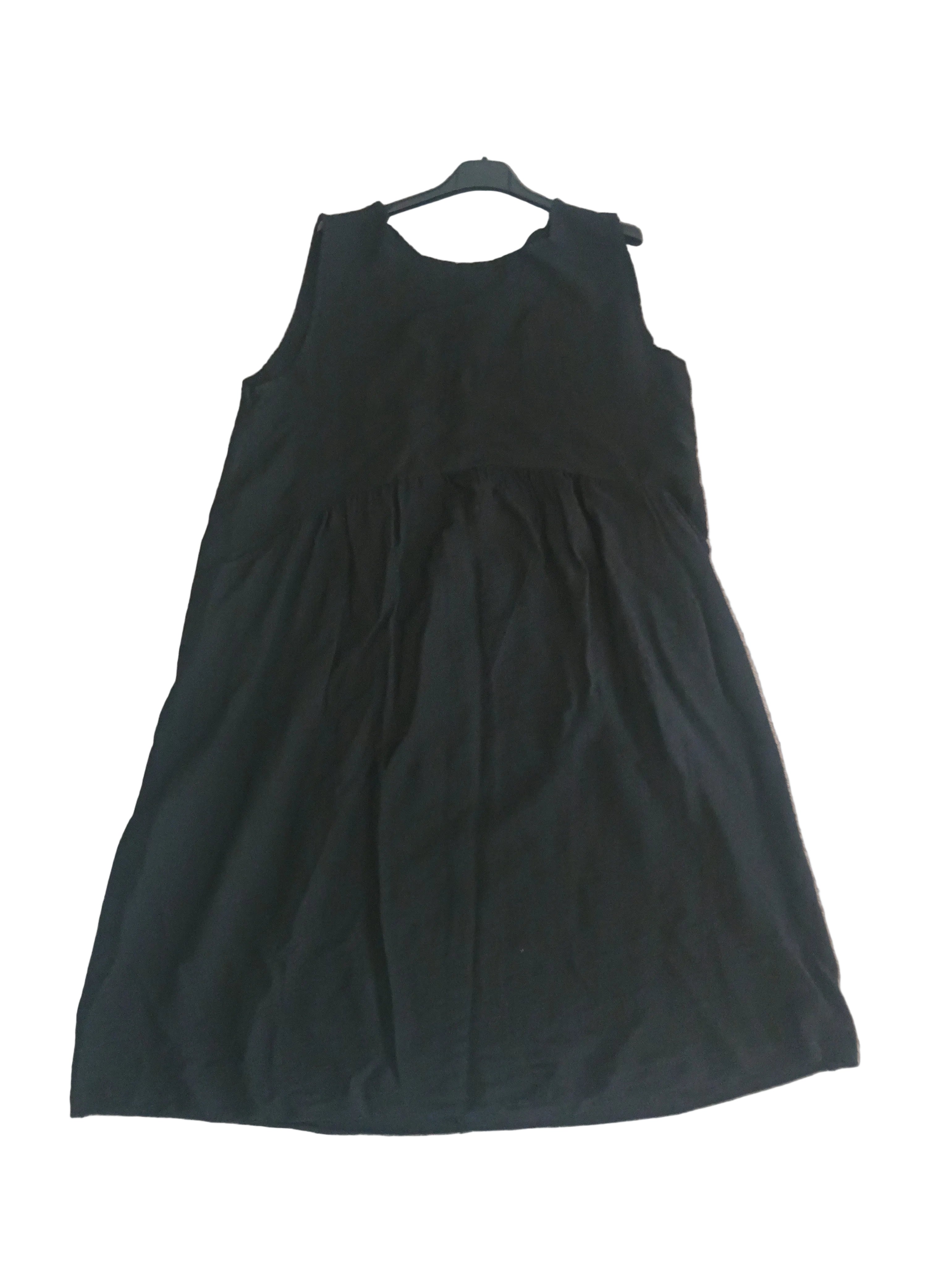 Abito Corto Linea Morbida con Tasche